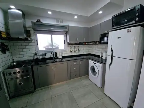 Depto Tipo Casa en Venta 1 año