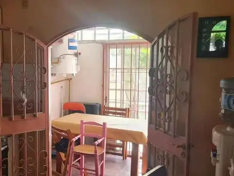 Casa en Venta en Villa Santos Tesei, USD 125.000