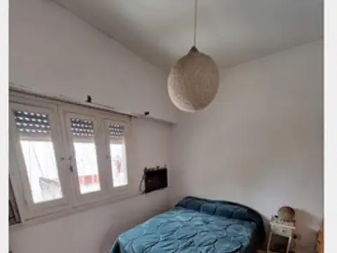 Depto Tipo Casa en Venta en Ramos Mejia, USD 140.000