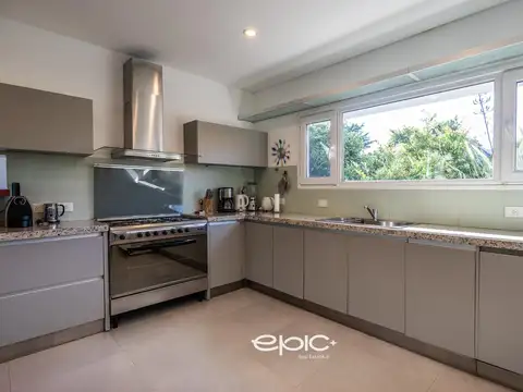 Casa en Venta al Noroeste