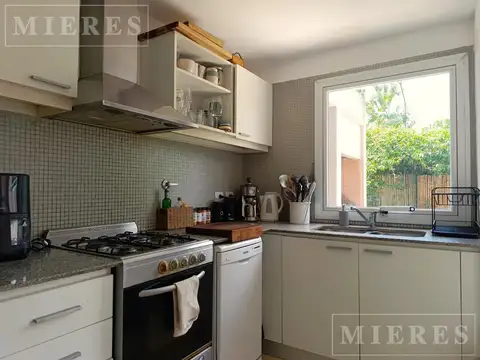 Casa 4 ambientes con 3 baños