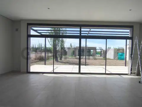 Casa en venta a estrenar en Barrio La Luisa-Lujan-Mendoza-ID:283588