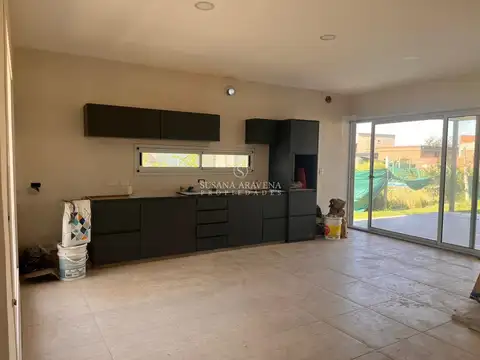 Casa  en Venta en Santa Elena, Pilar del Este, Pilar