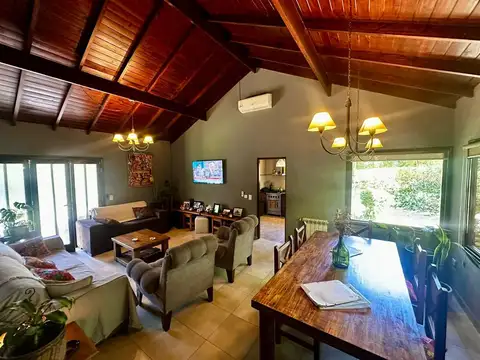 Casa en Venta en Barrio Bosque Peralta Ramos, USD 175.000