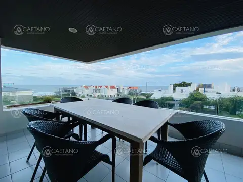 Departamento 4 ambientes con 3 baños