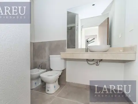 Departamento 3 ambientes con 2 baños