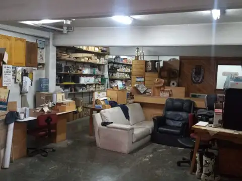 Galpon en Alquiler 39  mts Fondo