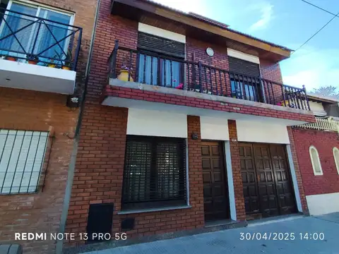 HERMOSO PH TIPO CASA - PATIO - COCHERA    APTO CREDITO 