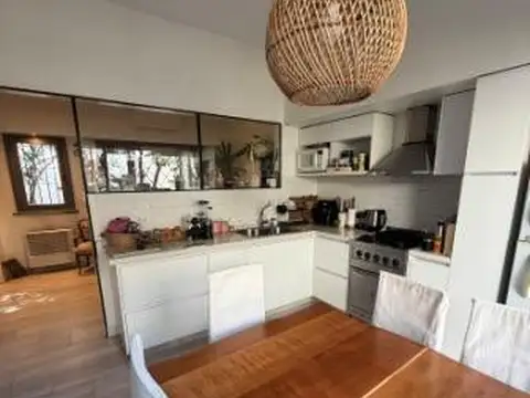 Depto Tipo Casa en Venta en Temperley, USD 95.000