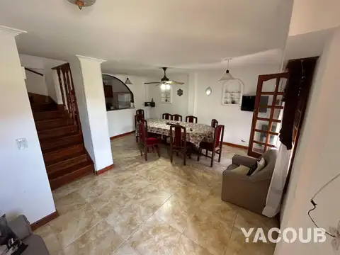 Comunidad Flora de Navarra y Corbeta Uruguay