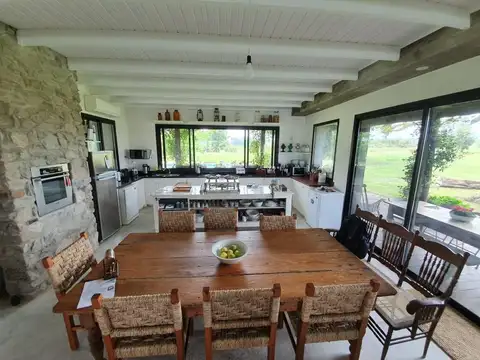 Casa en Venta en Colonia del Sacramento, USD 1.500.000