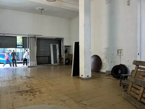 Local en Alquiler en Balvanera, USD 2.500