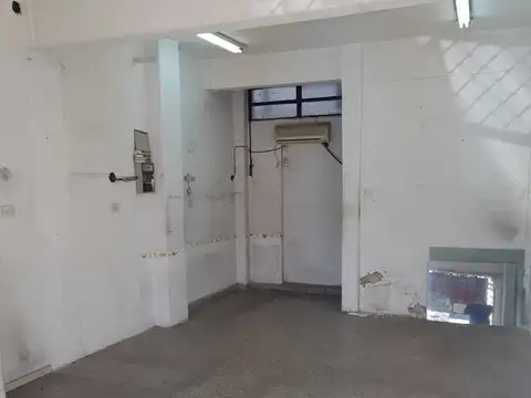 Local en Alquiler en Martinez, $ 750.000