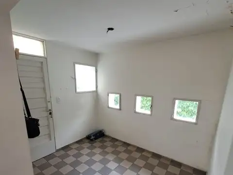 Depto Tipo Casa en Venta 41 años