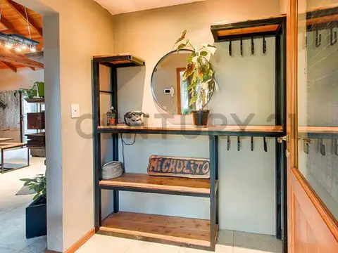 Av Modesta victoria 6400, Piso 0