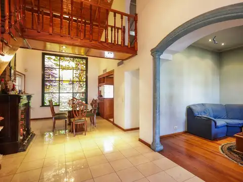 Casa 4 ambientes con 3 baños