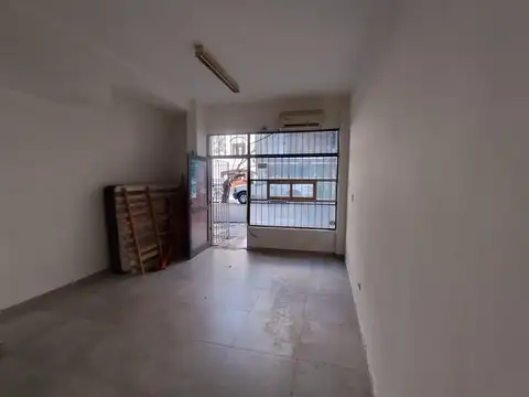 Local en Venta 24 años