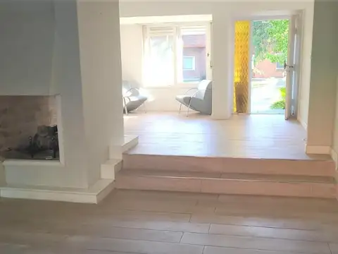 Casa en Venta en Pilar, USD 143.000