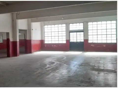 Galpon en Venta en Monte Castro, USD 1.200.000