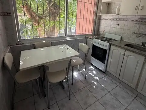 Depto Tipo Casa en Venta de 2 ambientes