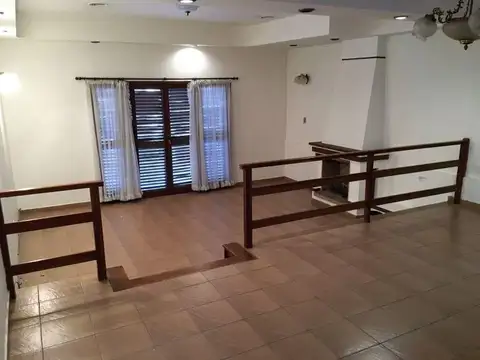 PJE. IGNACIO RIQUELME 300