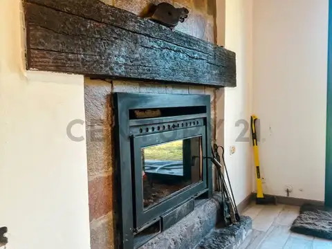 Casa 5 ambientes con 2 baños