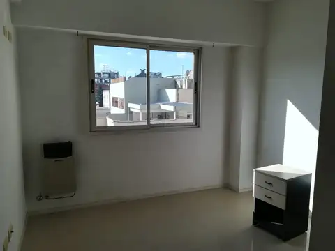 Departamento en Alquiler en Villa Pueyrredon, $ 700.000