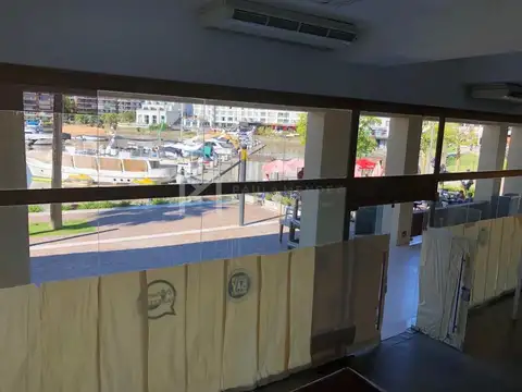 Terrazas de La Bahía Local 2 100