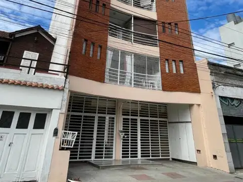 DEPARTAMENTO EN ALQUILER EN SAN MARTIN CENTRO DE 2 AMBIENTES