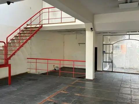 Local en Alquiler en Vicente Lopez Vias / Maipu, USD 3.800