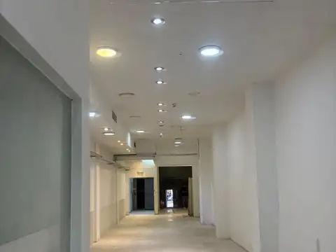 Local en Alquiler en Tribunales, $ 4.000.000