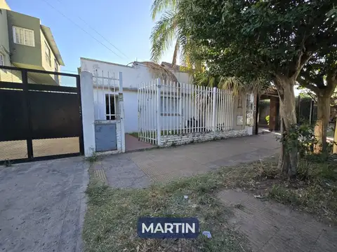 Depósito en alquiler de 154m2 ubicado en José C. Paz