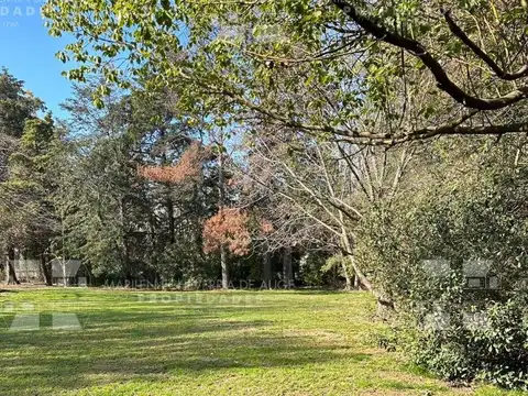 Lindisimo Lote a la Venta en Barrio los Fresnos