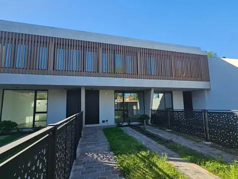 Hermoso Duplex de 4 ambientes en Ituzango Norte