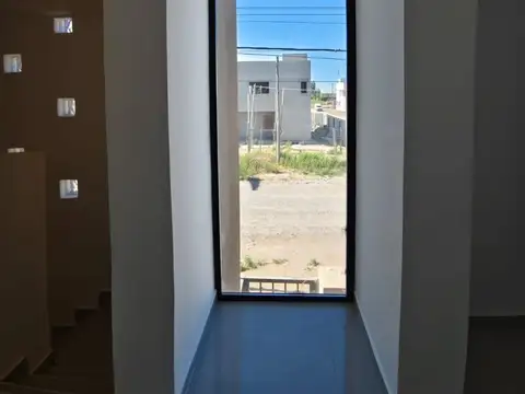 Casa en Alquiler en Neuquen, $ 2.900.000