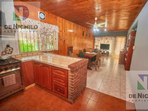 Casa 4 ambientes con 1 baño