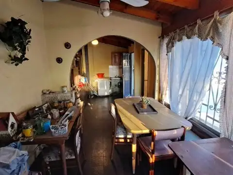 Depto Tipo Casa en Venta 46 años