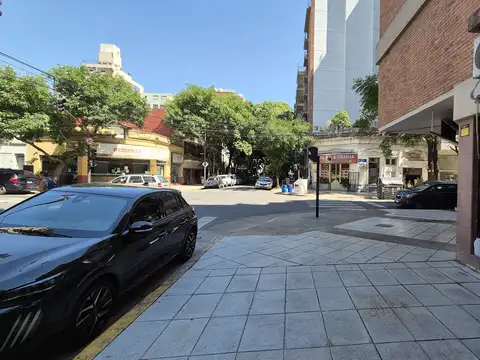 Local en Venta 25 años