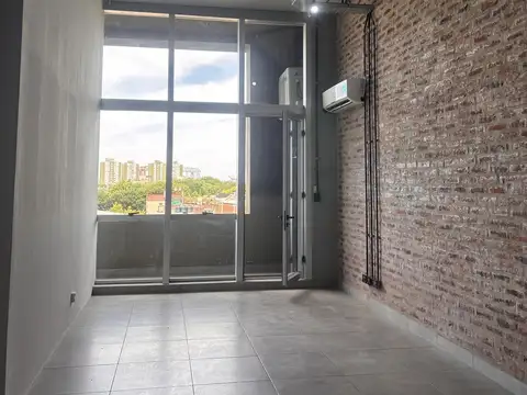 Oficina 2 ambientes con 1 baño