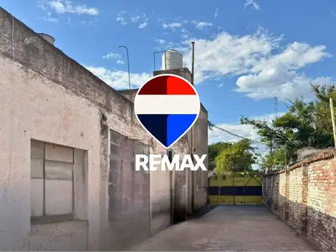 CASA 4 DORMITORIOS + GALPON VENTA MACROCENTRO