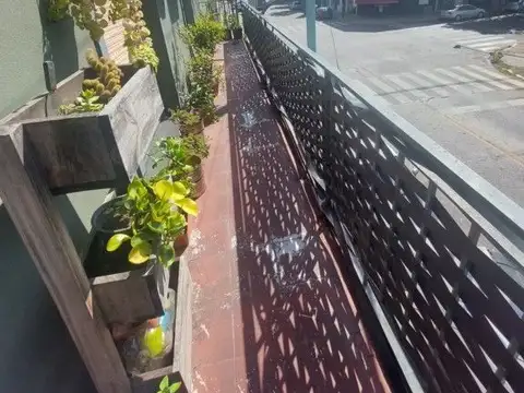 Depto Tipo Casa en Venta de 3 ambientes