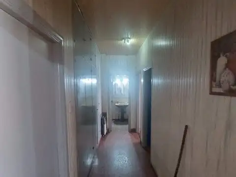 Depto Tipo Casa en Venta 50 años