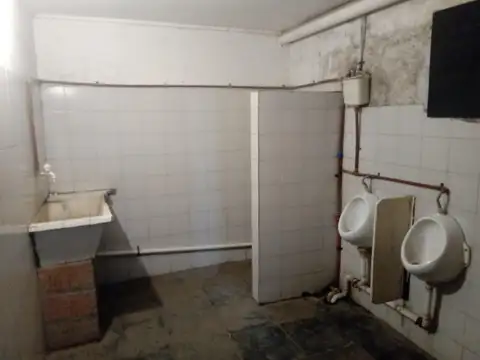 GALPÓN EN VENTA EN BARRIO REGIONAL