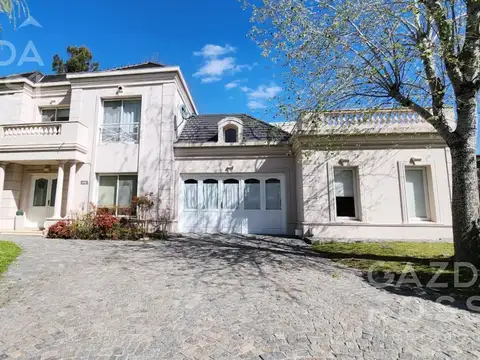 Casa en Solar del bosque, Canning