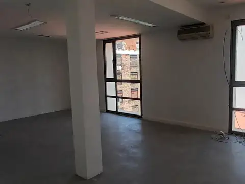 Oficina en Alquiler al Noreste