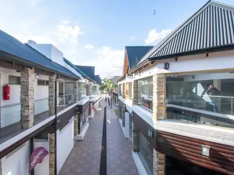 Oficina Monoambiente con 2 baños