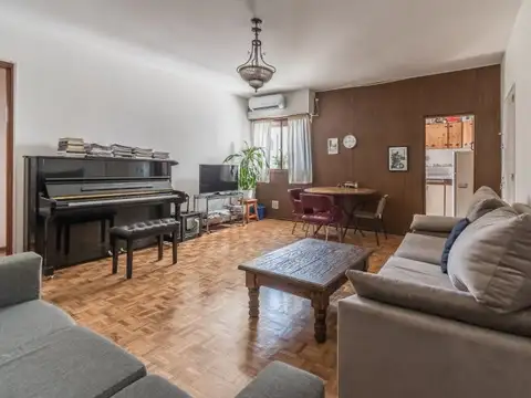 Venta 2 ambientes luminoso en Flores