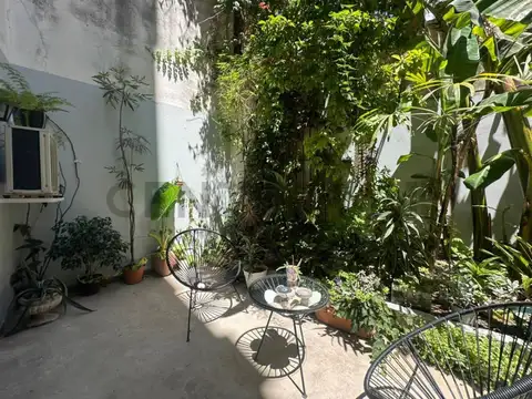 Julian Alvarez 1900, Piso 0