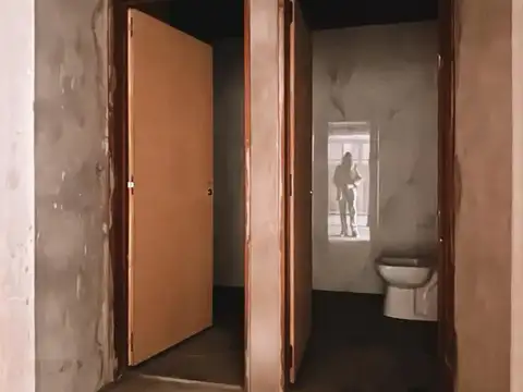 Local en Venta en Villa Luro, USD 600.000