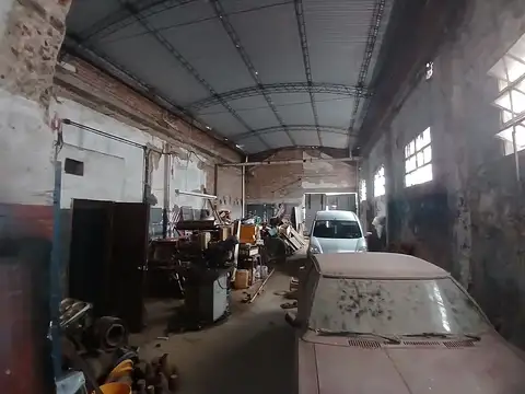 Galpon en Venta 8,66  mts Frente